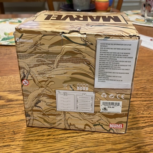 Disney marvel Groot Bluetooth Square speaker - Picture 7 of 8
